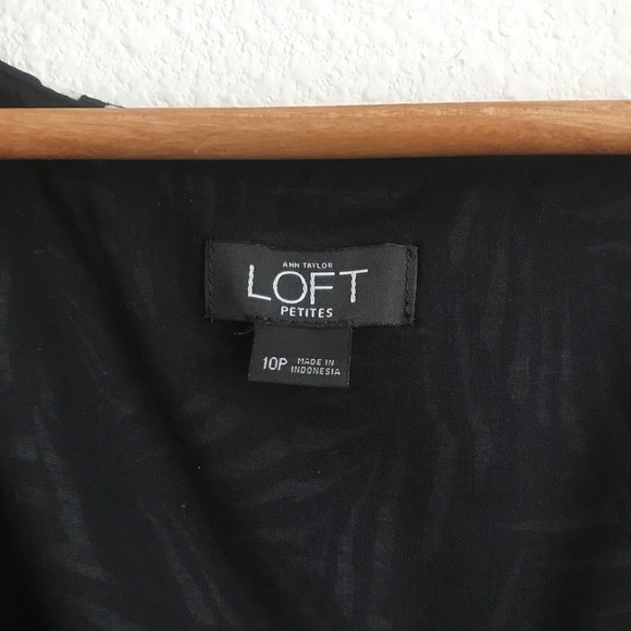 Loft by Ann Taylor Petites Romper Wrap Sz 10P - Picture 3 of 4